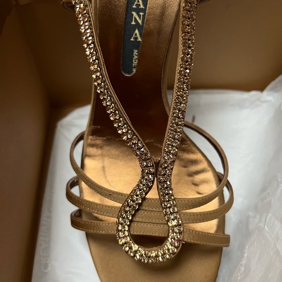 Gorgeous Italian bronze evening shoes! Size 35 (5-5.5). Satin and crystal stones - Picture 7 of 7